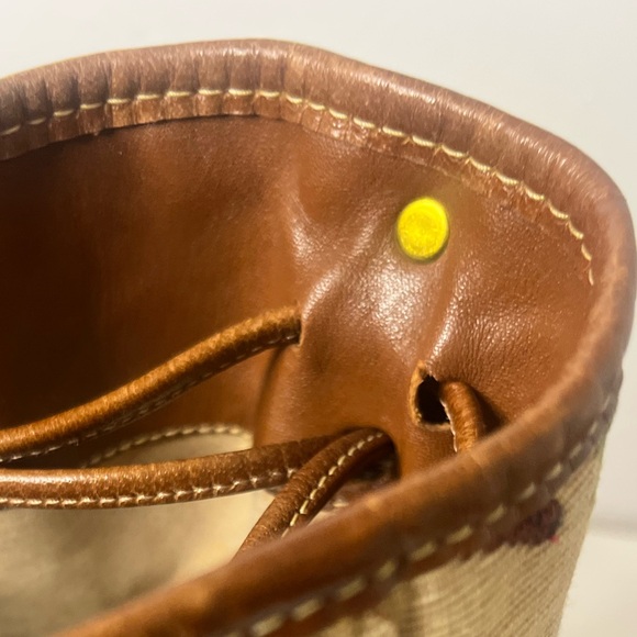 Vintage 90s Brahmin floral tapestry leather satchel bucket shoulder bag - Picture 8 of 16